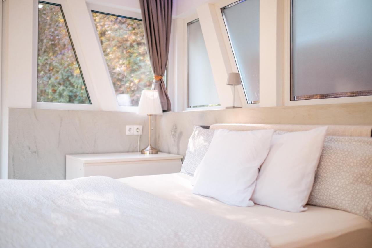 Bungalow Im Schwarzwald Auf Wunderschoenem Anwesen Neubulach Εξωτερικό φωτογραφία